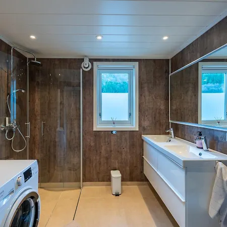 Tatil Evi Luxurious By The Waterfront Leknes