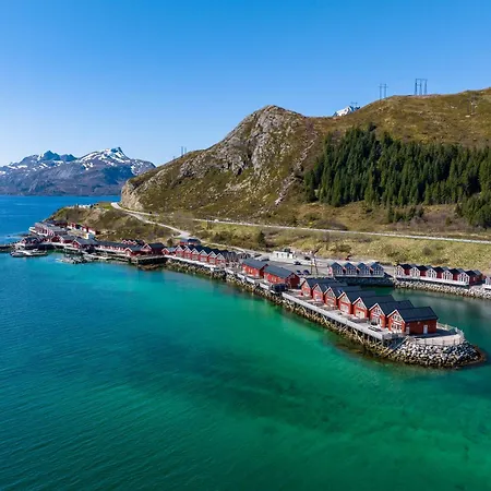 Luxurious By The Waterfront *