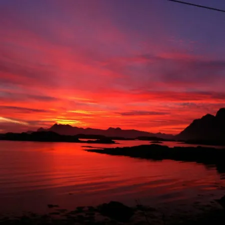 Luxurious By The Waterfront Tatil Evi