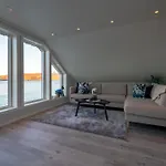 Luxurious By The Waterfront